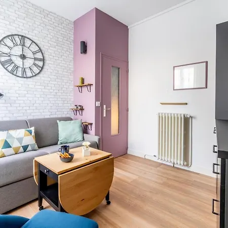 Unique ! Une Nuit Dans Un Jardin Avec Ecran Geant ! Nantes Exterior photo
